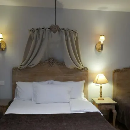 Cap D'ail Szálloda 3*